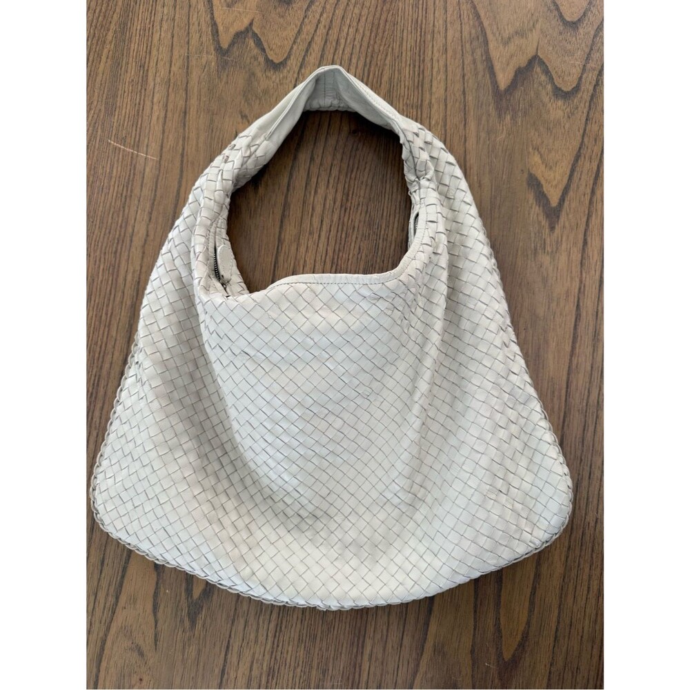 Bottega Veneta Intrecciato Hobo Bag in Light Beige